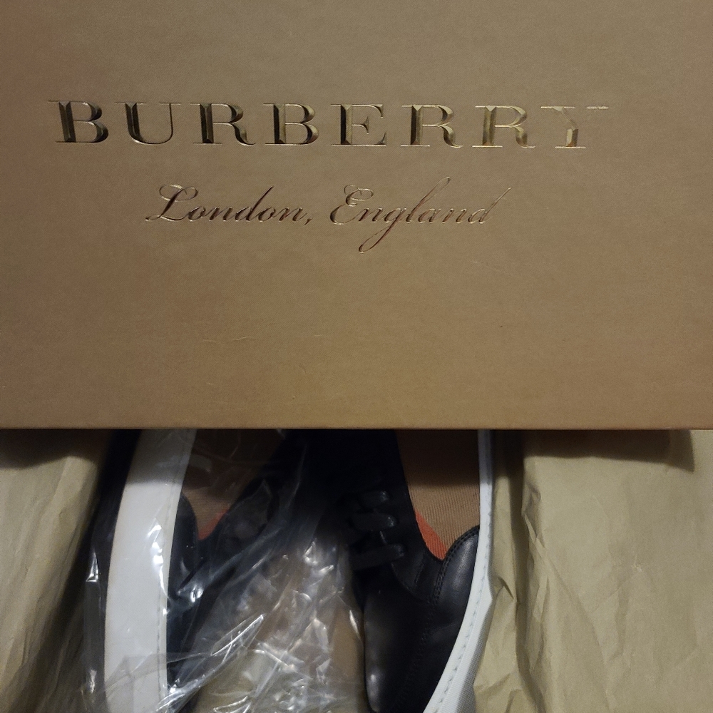 Burberry  Salmond Sneakers